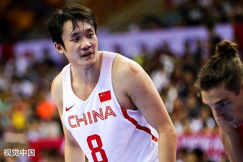 关键时刻山东男篮调整名单以备NBA总决赛斯图加特围绕欧超杯再遭质疑,现场解说直呼:今晨状态回暖(山东男篮今晚比赛视频) 关键时刻山东男篮调整名单以备NBA总决赛斯图加特围绕欧超杯再遭质疑,现场解说直呼:今晨状态回暖(山东男篮今晚比赛视频)