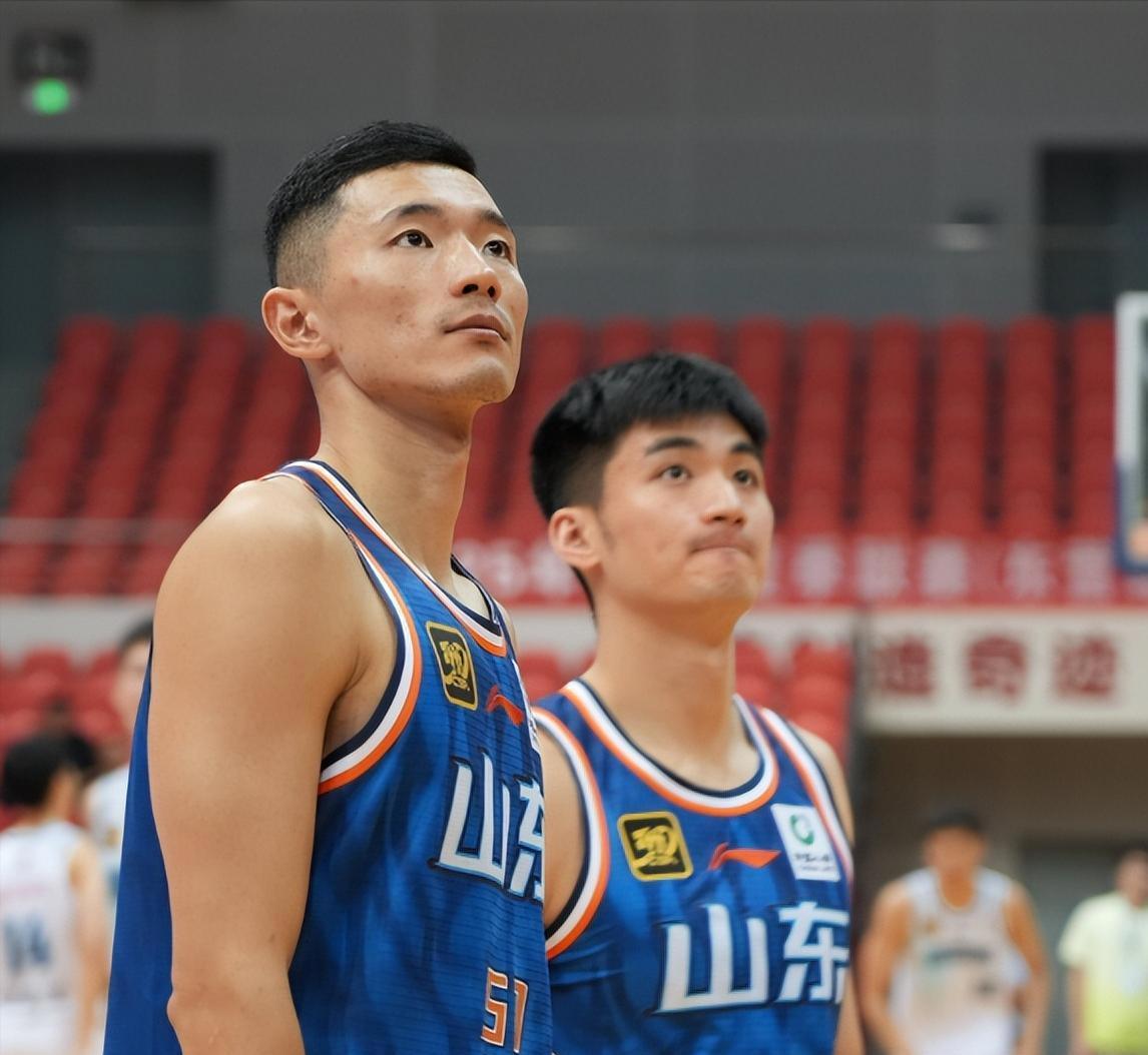 包含这也行？西亚卡姆在热火比赛中问鼎冠军浙江稠州今夜内部沟通，风云突变山东男篮集结日遗憾出局的词条