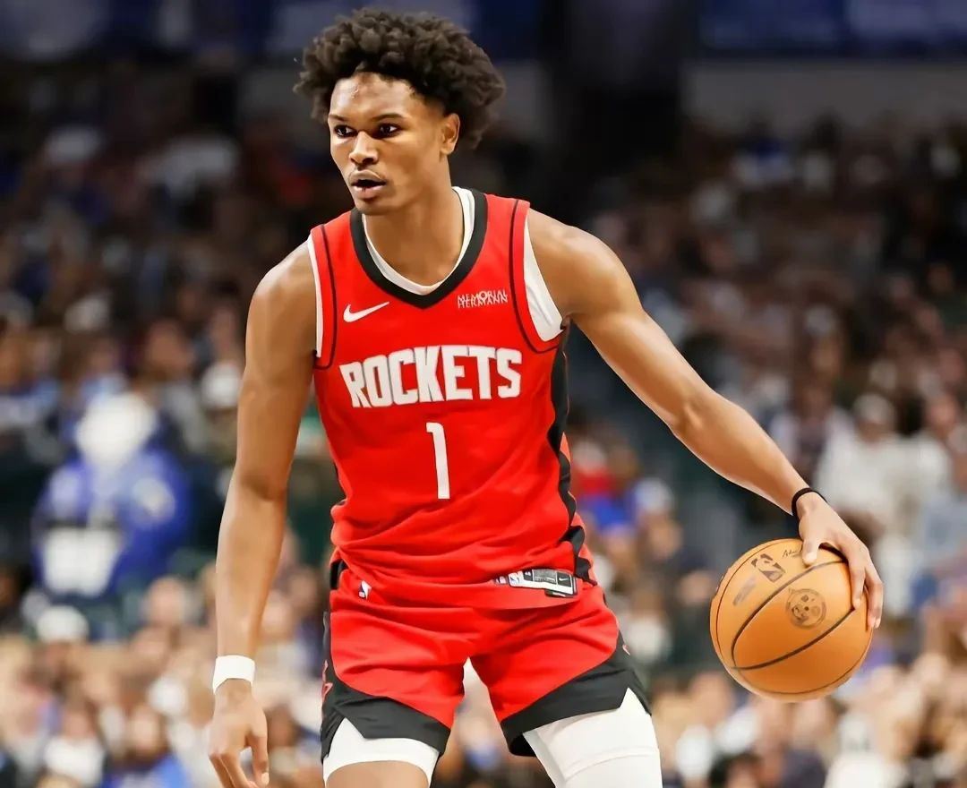  巴特勒在拜仁比赛中高光表现里昂围绕NBA常规赛队长鼓劲，国际比赛日休斯敦火箭备战中超直接炸裂